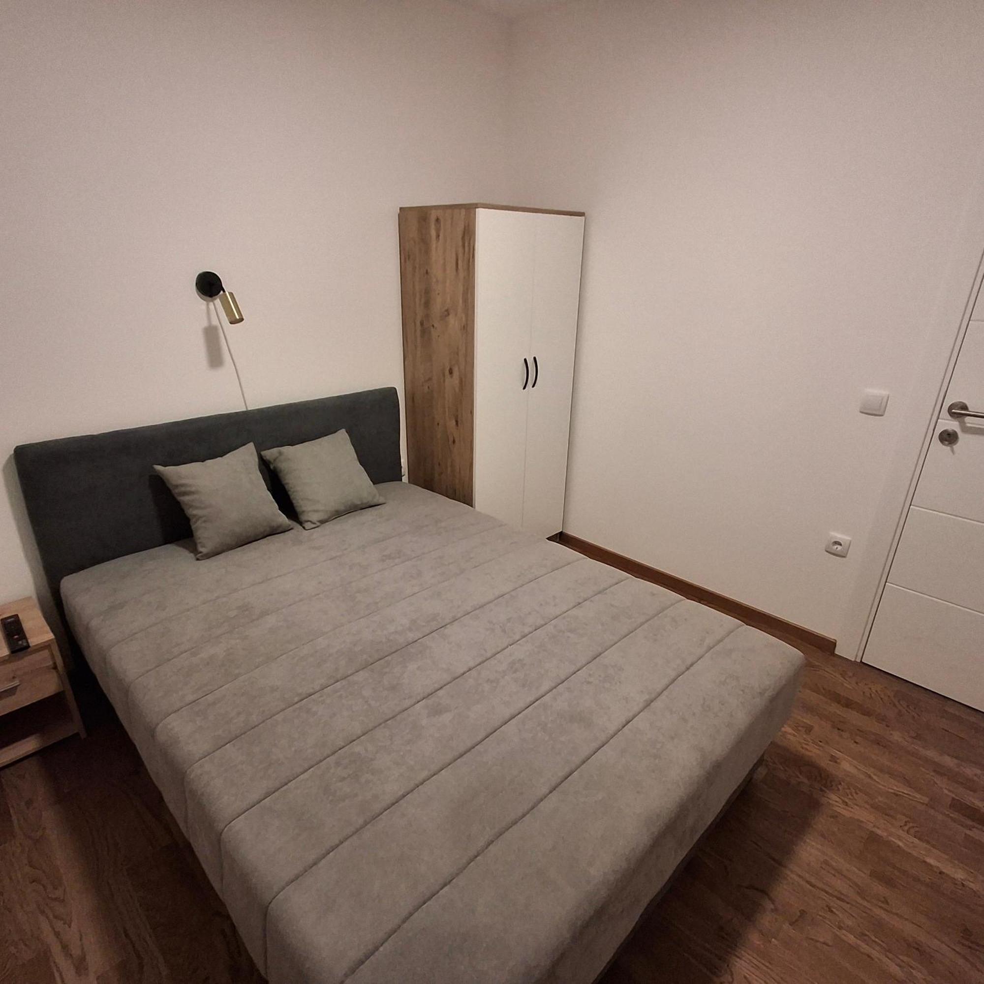 Apartman Studio Dado Užice Buitenkant foto